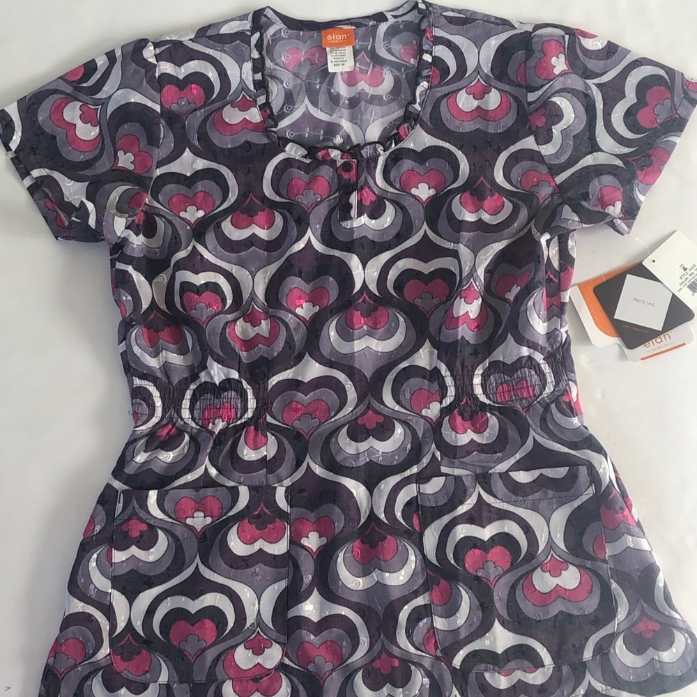 Scrub top size M